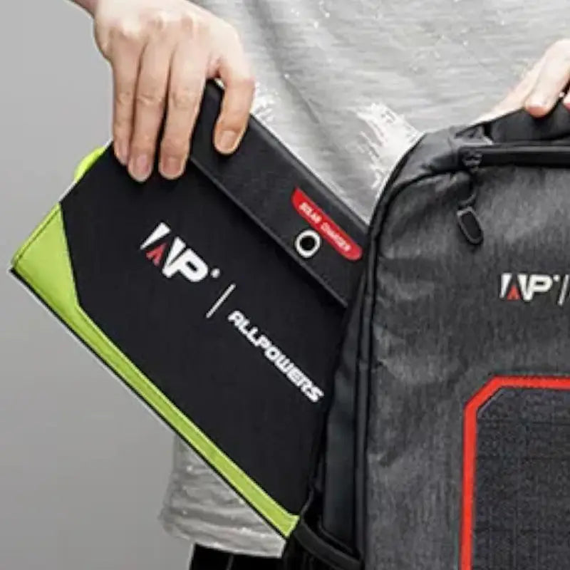 CHARGEUR SOLAIRE - ÉTANCHE ET PLIABLE