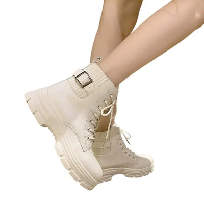 Chaussures type rangers femme