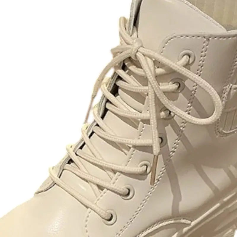 Chaussures type rangers femme