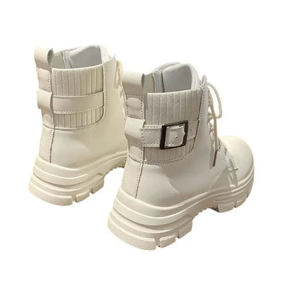 Chaussures type rangers femme