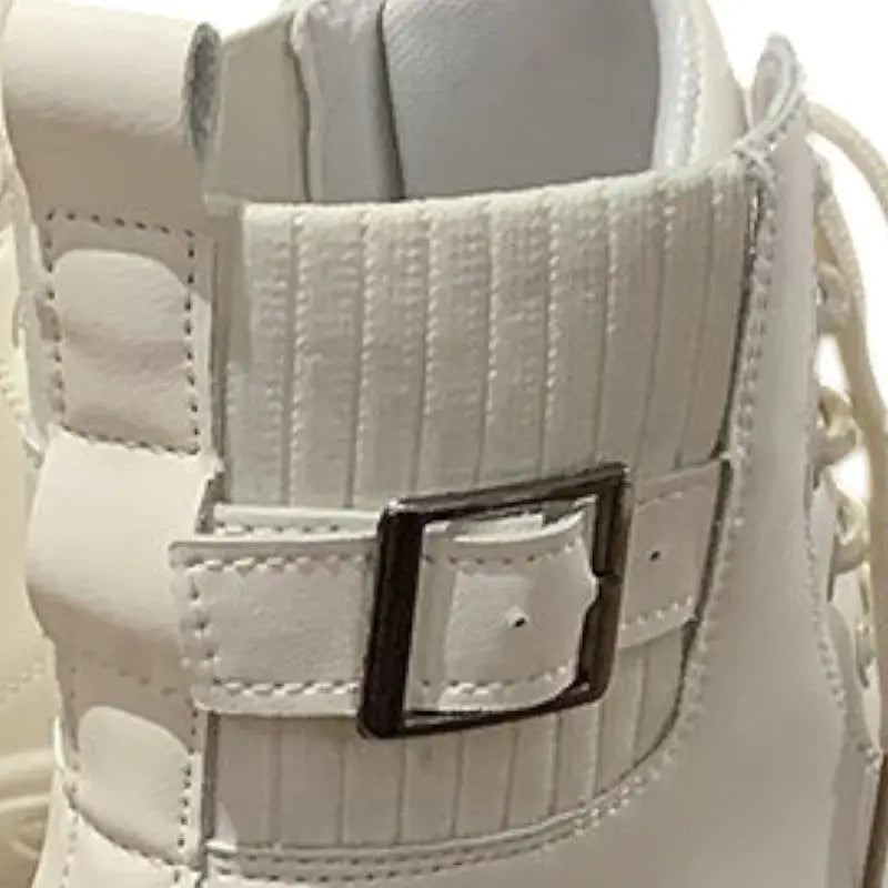 Chaussures type rangers femme