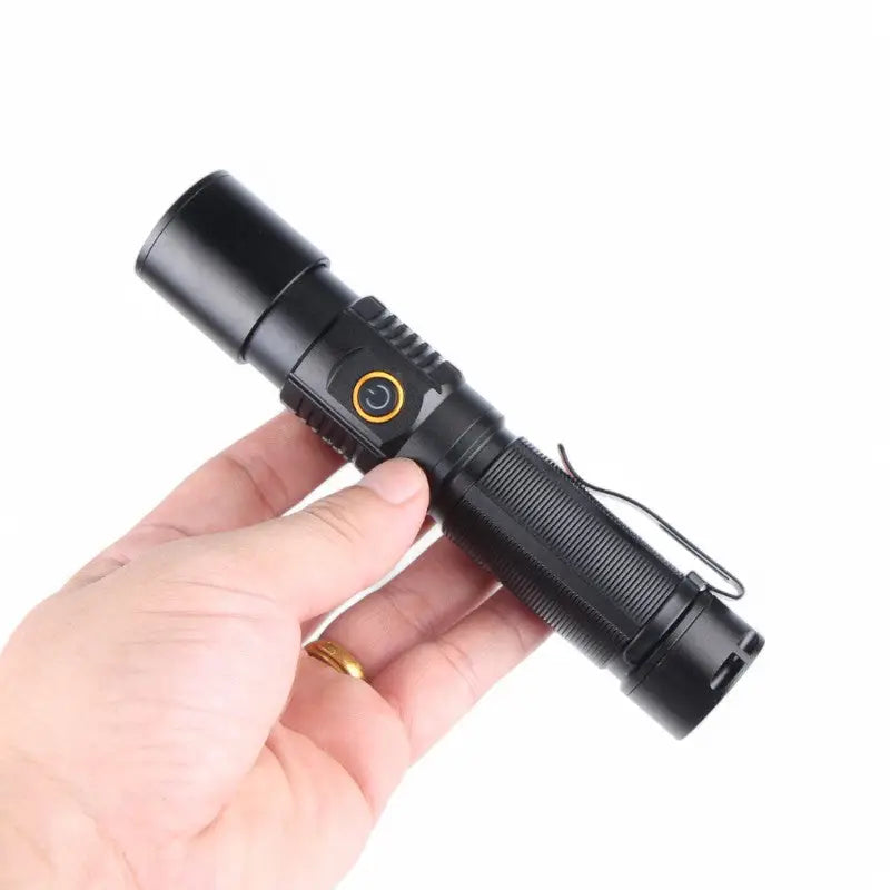 Lampe torche etanche puissante
