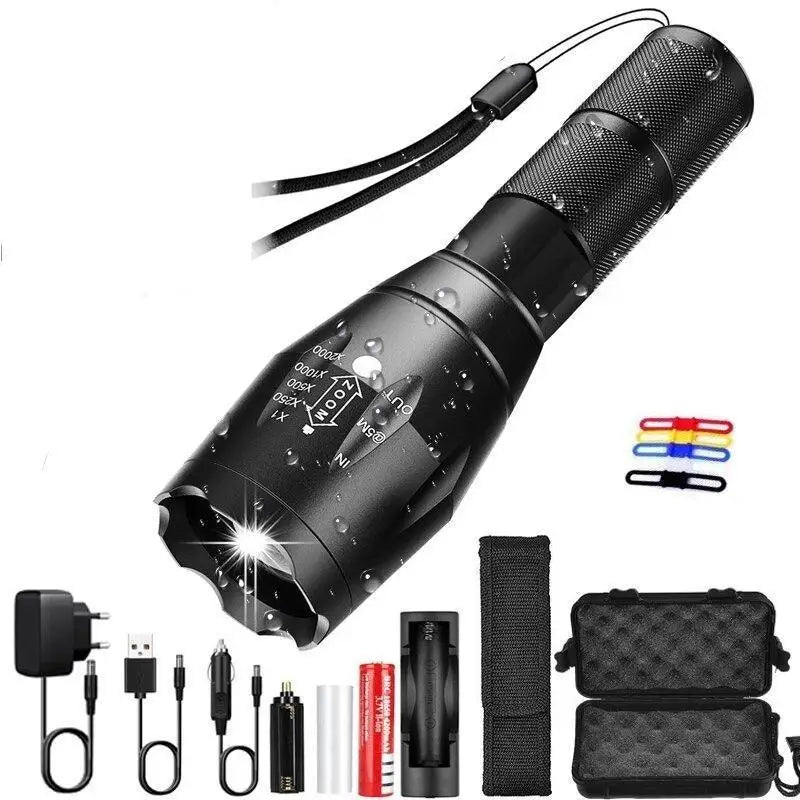 Lampe torche militaire tactique