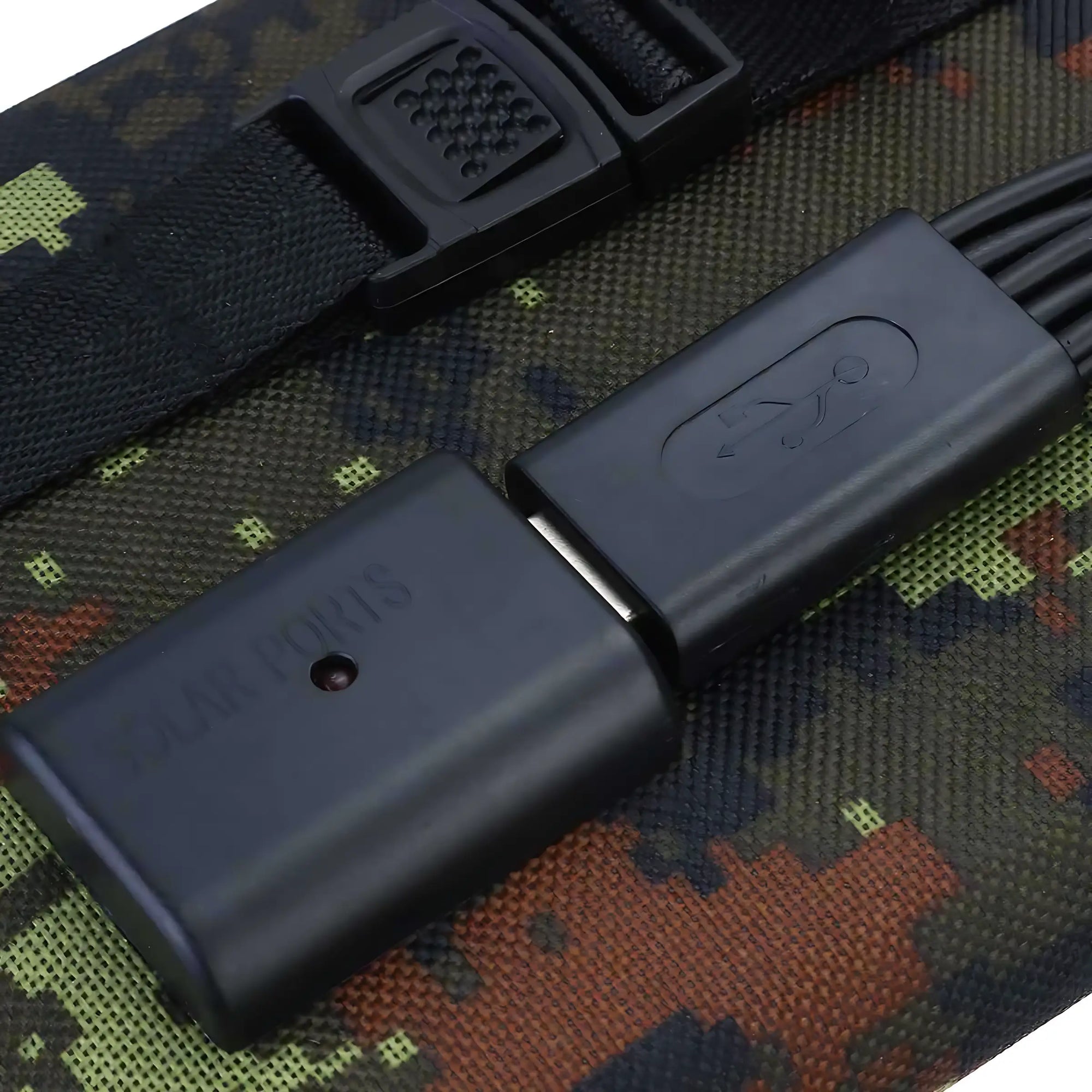 Panneau solaire camouflage randonnée